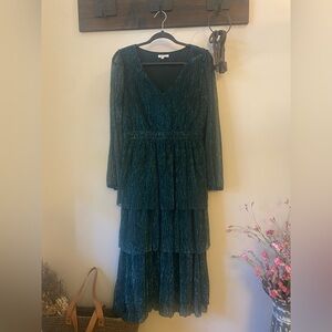 Elegant Green Long Sleeve Dress